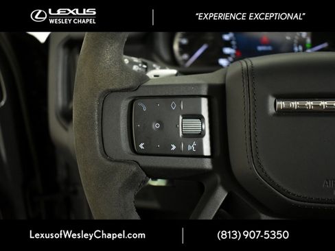 Used 2023 Land Rover Defender 90 V8 image 35