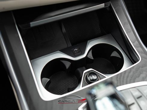 Used 2021 BMW X7 xDrive40i w/ M Sport Package image 37