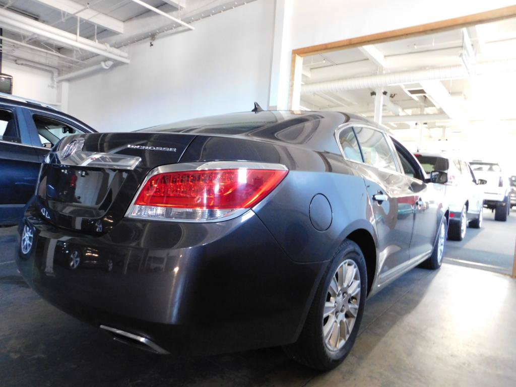 Used 2013 Buick LaCrosse FWD image 4