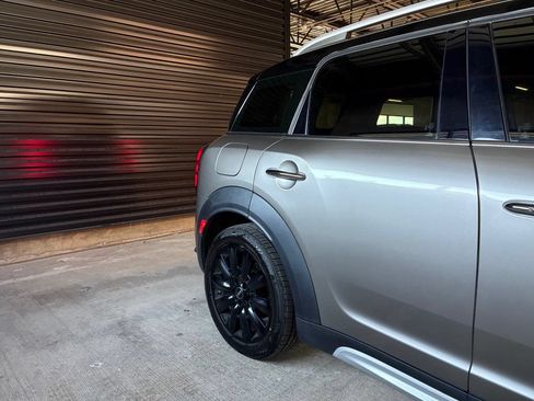 Used 2019 MINI Cooper Countryman S w/ Premium Package AWD/4WD image 10