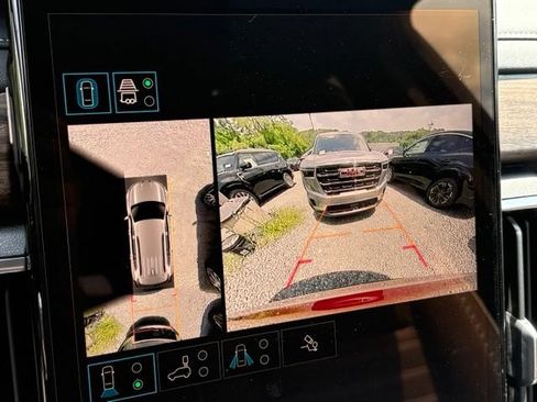 New 2026 GMC Acadia Denali Ultimate AWD/4WD image 12