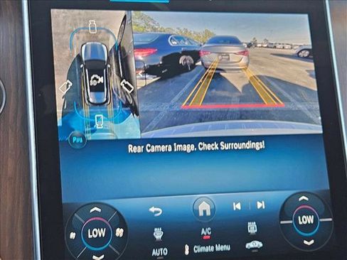 New 2026 Mercedes-Benz GLC 300 GLC 300 image 13