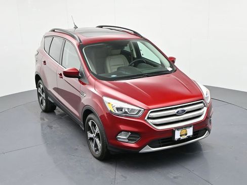 Used 2018 Ford Escape SEL image 14