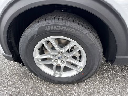 New 2026 Ford Explorer Active w/ Active Comfort Package RWD image 11