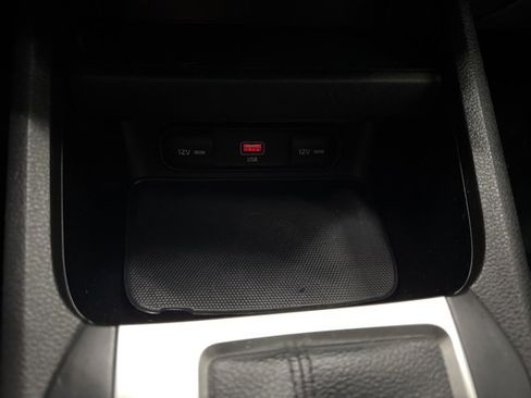 Used 2023 Kia Forte LXS w/ LXS Technology Package image 9