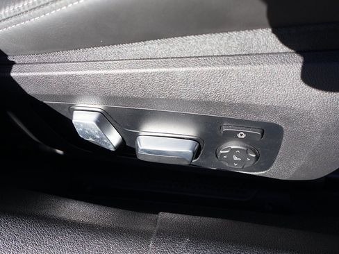 Used 2023 BMW M8 Gran Coupe xDrive Competition w/ M Carbon Exterior Package image 34