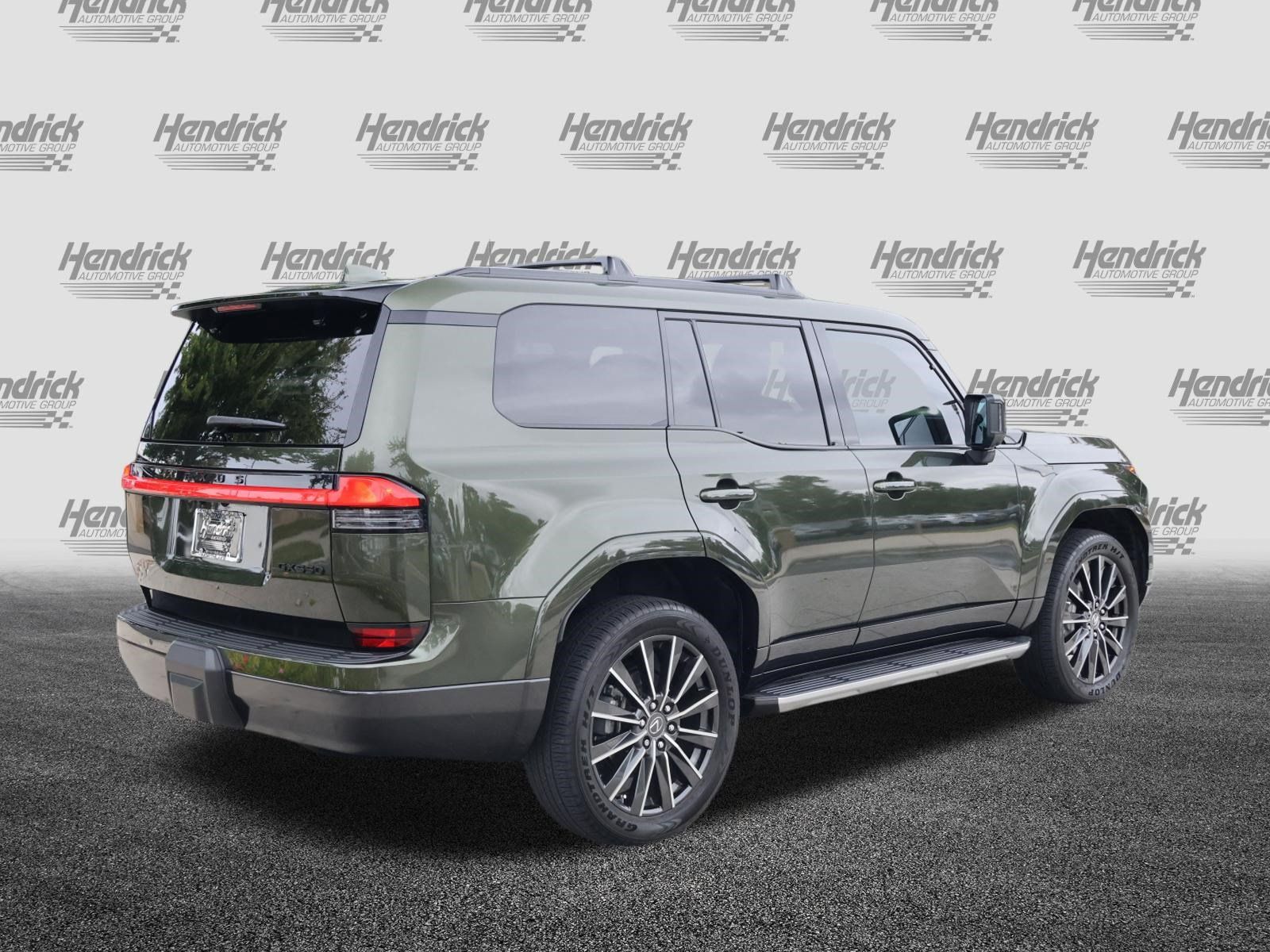 Used 2025 Lexus GX 550 w/ Accessory Package (Z1) AWD/4WD image 9