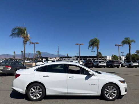 Used 2024 Chevrolet Malibu LT FWD image 3