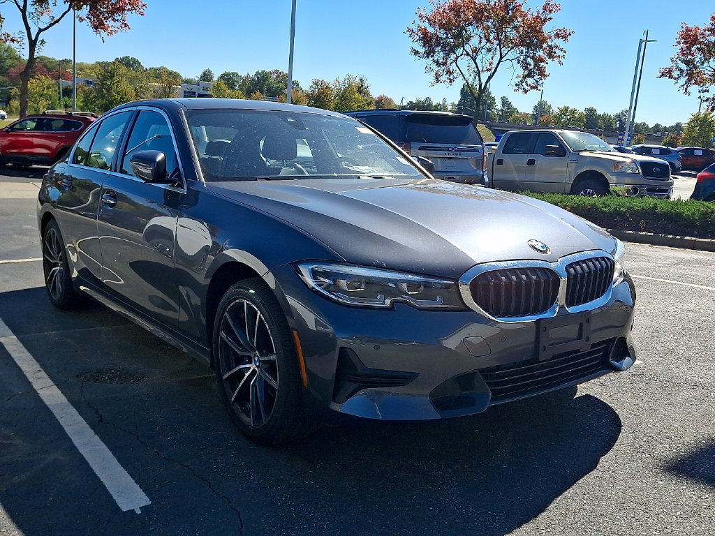 Used 2021 BMW 330i xDrive Sedan w/ Convenience Package AWD/4WD image 2
