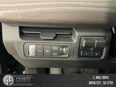 New 2025 GMC Sierra EV Denali image 18