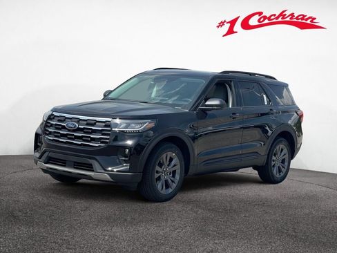New 2026 Ford Explorer Active w/ Active Comfort Package AWD/4WD image 3