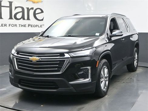 Used 2023 Chevrolet Traverse LT image 7