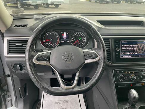 Used 2021 Volkswagen Atlas SE w/ Panoramic Sunroof Package image 19