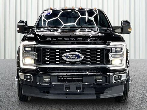 Used 2023 Ford F450 Platinum w/ FX4 Off-Road Package AWD/4WD image 2