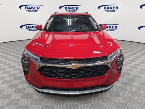 New 2026 Chevrolet Trax LT w/ Driver Confidence Package image 8