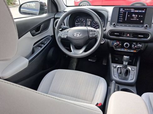 Used 2023 Hyundai Kona SEL image 8