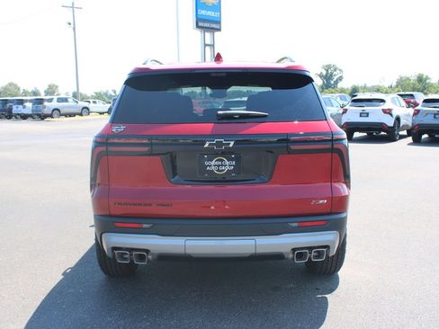 New 2027 Chevrolet Traverse Z71 w/ Enhanced Driving Package AWD/4WD image 8