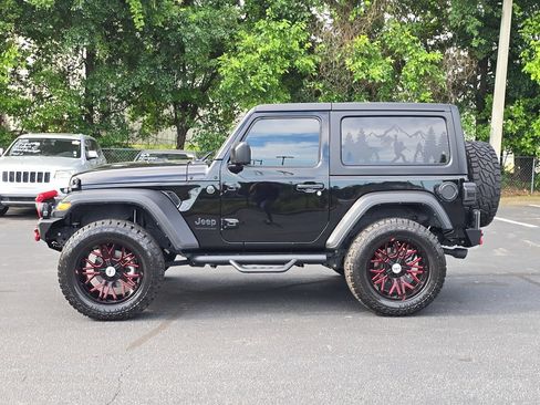 Used 2022 Jeep Wrangler Sport AWD/4WD image 6