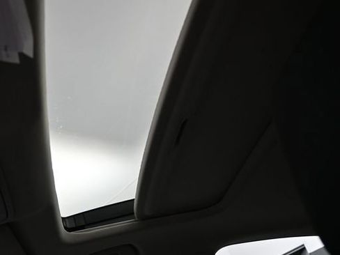 Used 2025 Honda Accord SE image 18