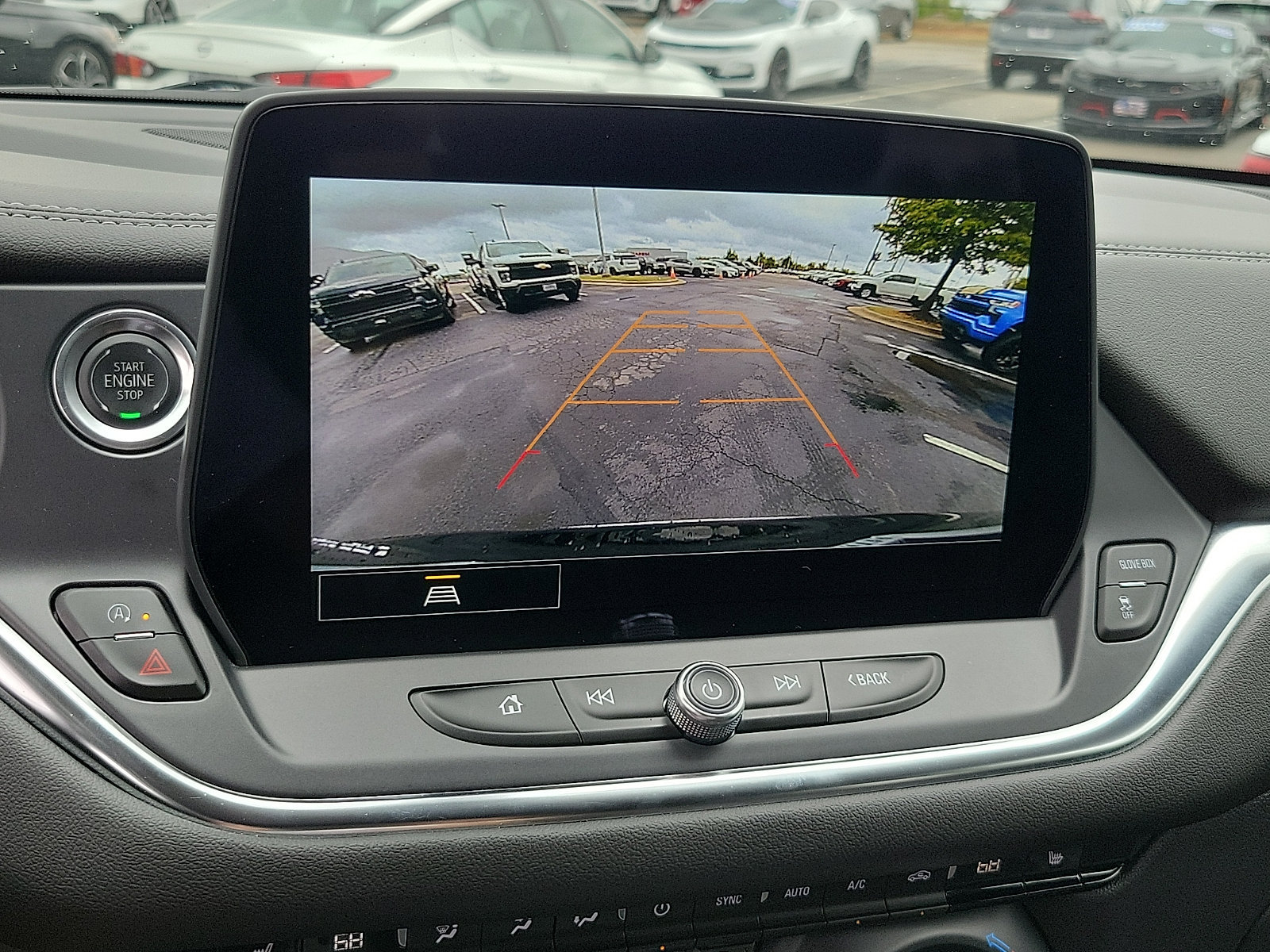 Used 2025 Chevrolet Blazer LT FWD image 16