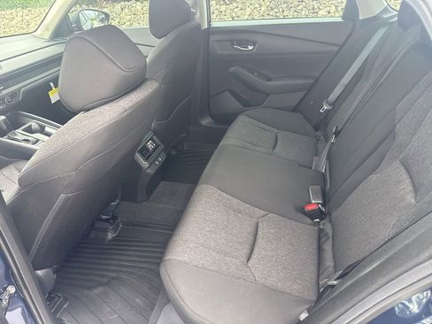 Used 2025 Honda Accord SE image 32