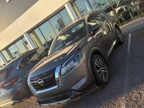 Used 2022 Nissan Pathfinder Platinum w/ Cargo Package image 2