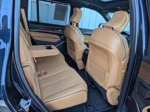 Used 2024 Jeep Grand Cherokee Summit w/ Adv Protech Group IV image 33