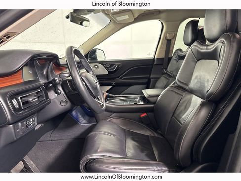 Certified 2022 Lincoln Aviator Reserve w/ Equipment Group 201A image 29