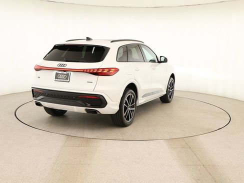 New 2026 Audi Q5 2.0T Premium Plus image 6