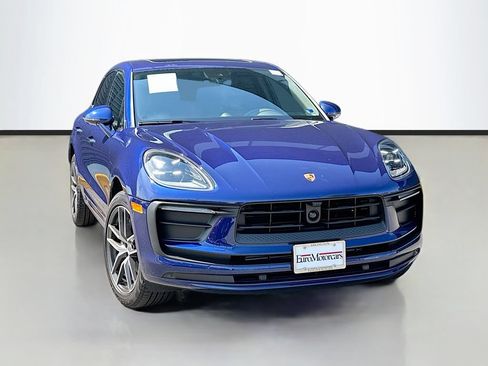Certified 2026 Porsche Macan AWD/4WD image 7