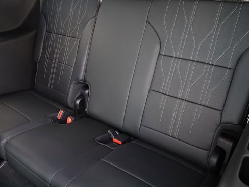 New 2026 Buick Enclave Avenir w/ Super Cruise Package image 23