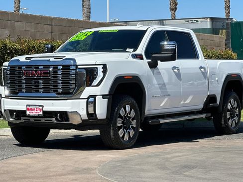 Certified 2024 GMC Sierra 2500 Denali w/ Denali Reserve Package AWD/4WD image 8