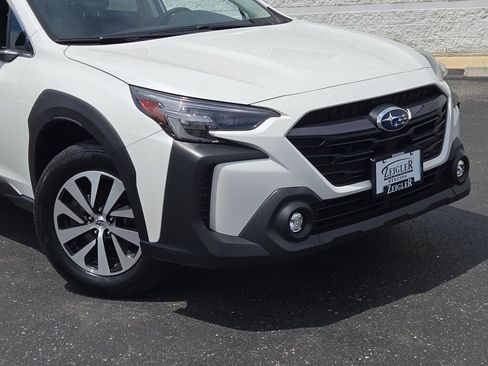 Certified 2024 Subaru Outback Premium AWD/4WD image 2