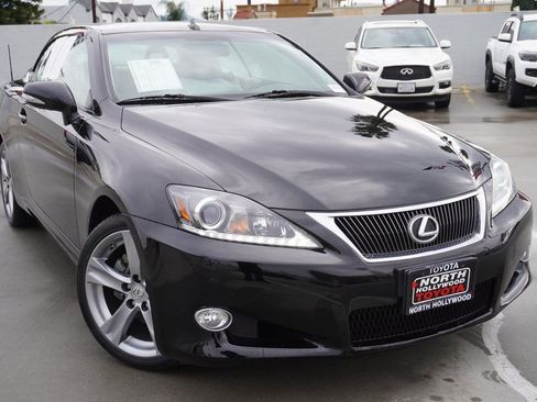 Used 2012 Lexus IS 250C image 11