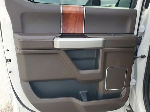 Used 2017 Ford F250 King Ranch w/ King Ranch Ultimate Package image 8