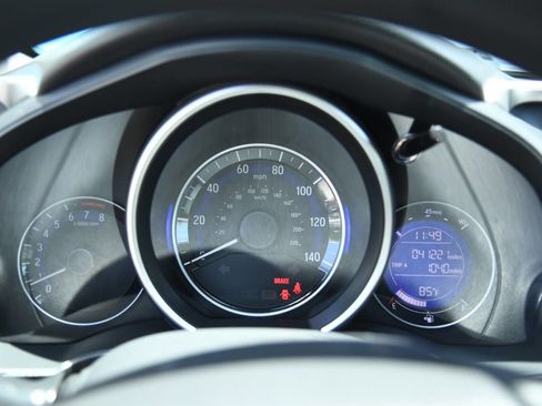 Used 2015 Honda Fit EX image 40