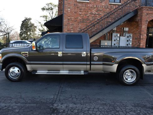 Used 2008 Ford F350 Lariat image 4