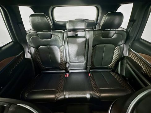 Used 2023 Jeep Grand Cherokee Summit image 13