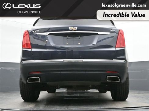 Used 2017 Cadillac XT5 Luxury w/ Driver Awareness Package image 39