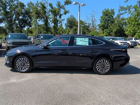 New 2025 Hyundai Sonata SEL image 8