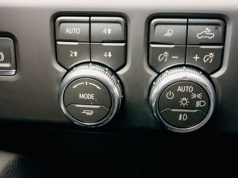 New 2026 GMC Sierra 2500 Denali w/ Denali Reserve Package image 17