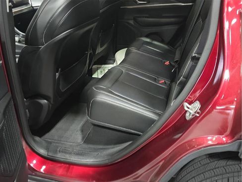 Used 2023 Jeep Grand Cherokee Limited w/ MOPAR Finishing Package image 22