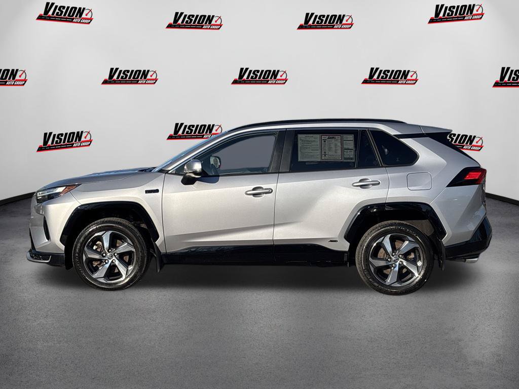 Used 2024 Toyota RAV4 SE w/ Weather & Moonroof Package AWD/4WD image 8