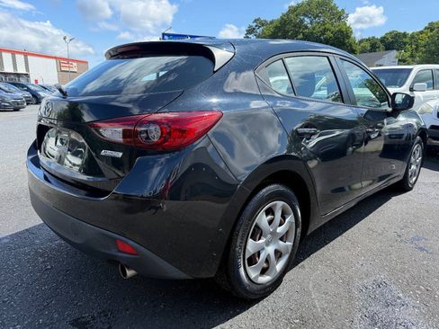 Used 2016 MAZDA MAZDA3 i Sport FWD image 5