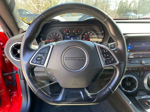 Used 2021 Chevrolet Camaro LT w/ Technology Package image 14