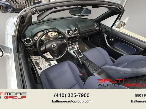 Used 2004 MAZDA MX-5 Miata w/ Cloth Azure Blue Pkg RWD image 22
