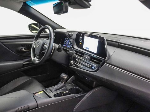 Certified 2025 Lexus ES 350 w/ Premium Package FWD image 19