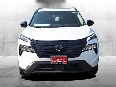 New 2026 Nissan Rogue SV FWD image 4