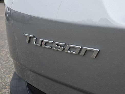 Used 2023 Hyundai Tucson Limited AWD/4WD image 30