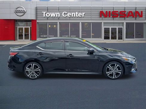 Used 2023 Nissan Sentra SR FWD image 8